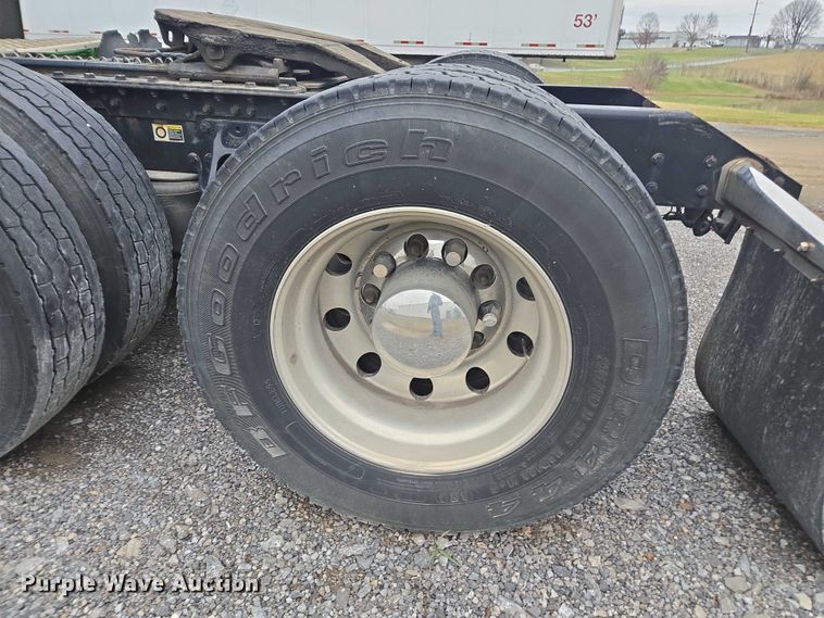 image for item DU2552 2018 Kenworth T680 semi truck