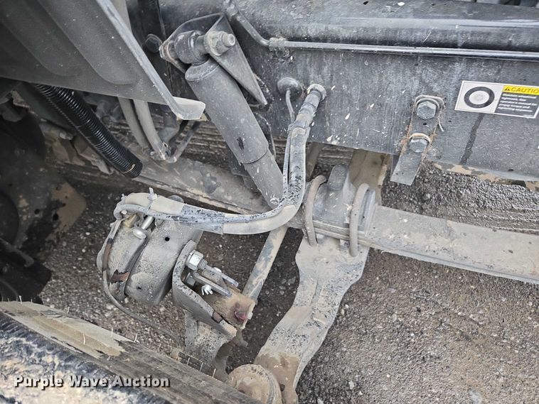 image for item DU2553 2015 Peterbilt 579 semi truck