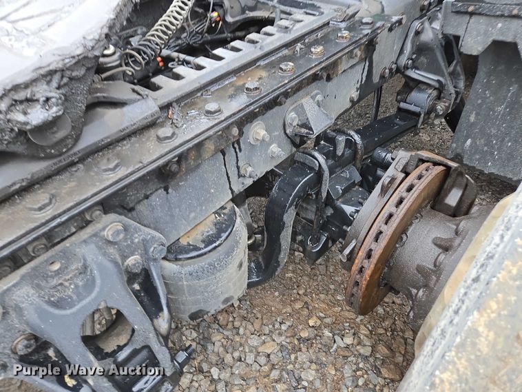 image for item DU2554 2018 Kenworth T680 semi truck