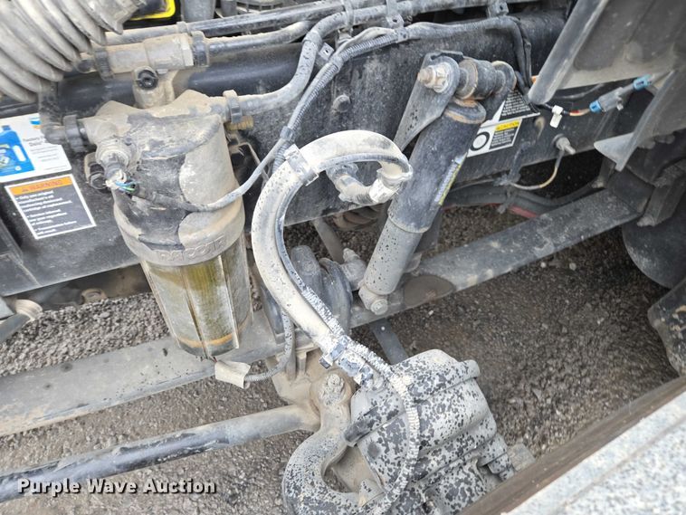 image for item DU2554 2018 Kenworth T680 semi truck