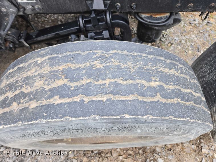 image for item DU2554 2018 Kenworth T680 semi truck