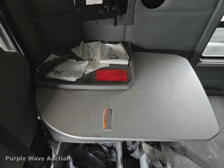 image for item DU2555 2015 Kenworth T680 semi truck