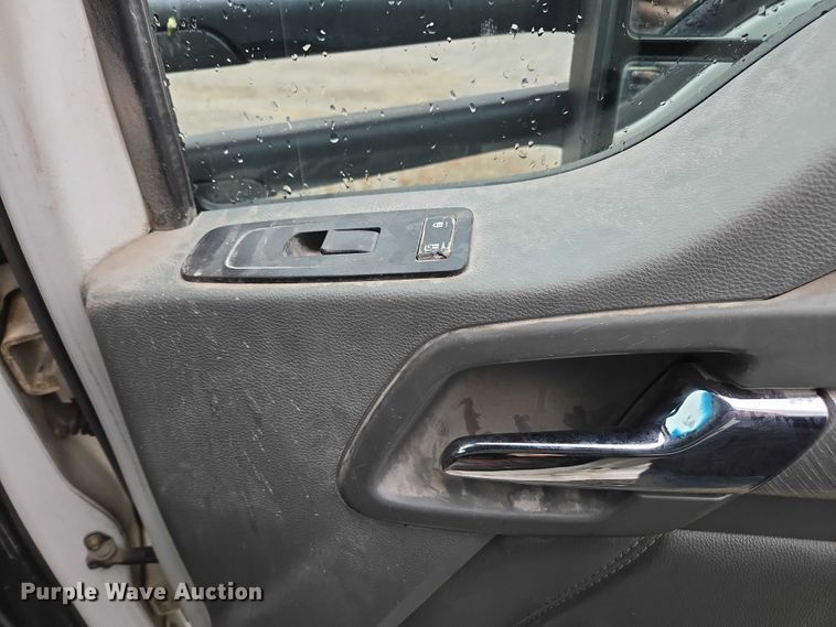 image for item DU2555 2015 Kenworth T680 semi truck