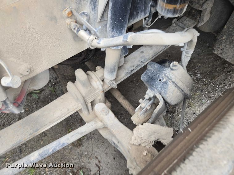 image for item DU2555 2015 Kenworth T680 semi truck