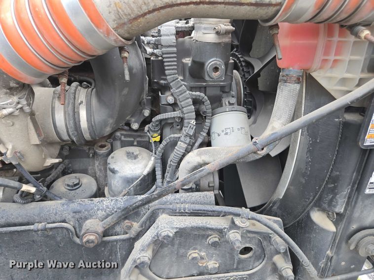 image for item DU2556 2015 Kenworth T680 semi truck