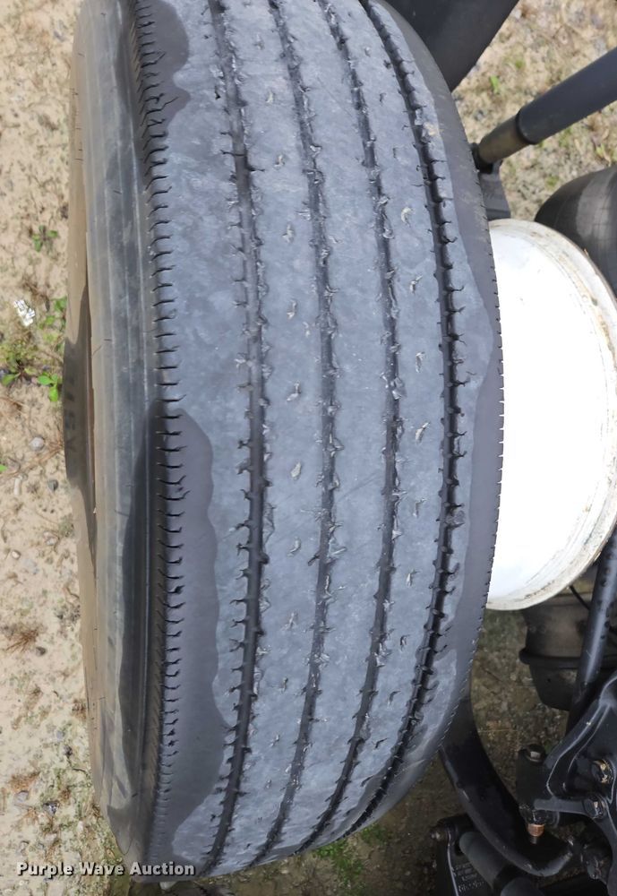 image for item DU2557 2015 Peterbilt 579 semi truck