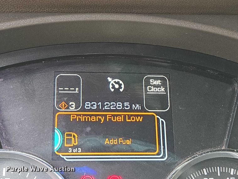 image for item DU2558 2016 Kenworth T680 semi truck