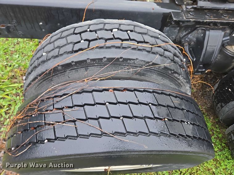 image for item DU2558 2016 Kenworth T680 semi truck