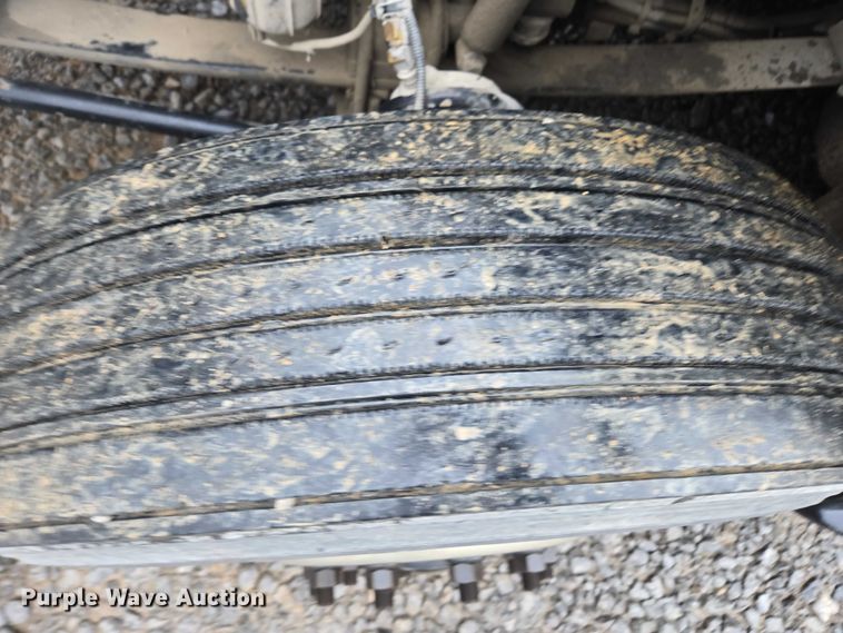 image for item DU2559 2018 Kenworth T680 semi truck