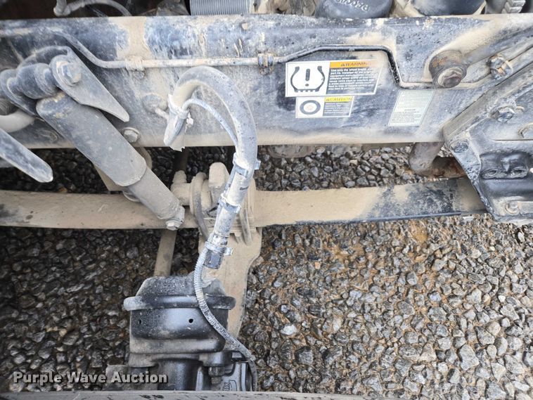 image for item DU2559 2018 Kenworth T680 semi truck