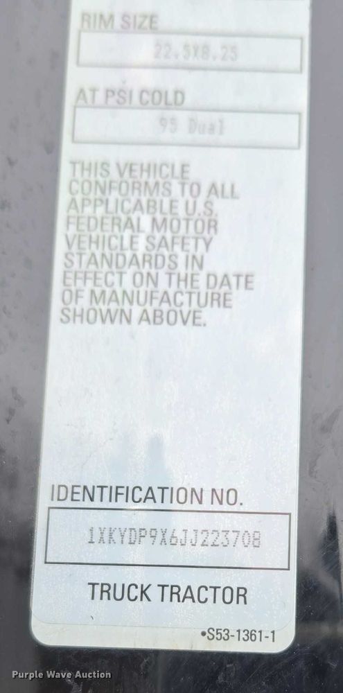 image for item DU2559 2018 Kenworth T680 semi truck