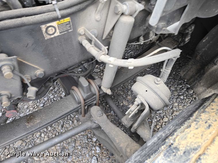 image for item DU2560 2015 Kenworth T680 semi truck