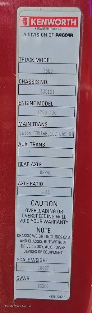 image for item DU2560 2015 Kenworth T680 semi truck