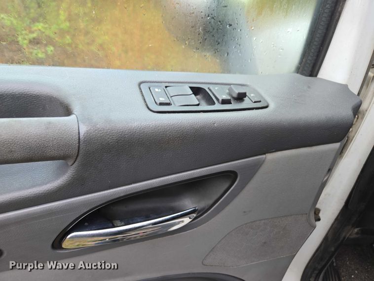 image for item DU2561 2015 Peterbilt 579 semi truck