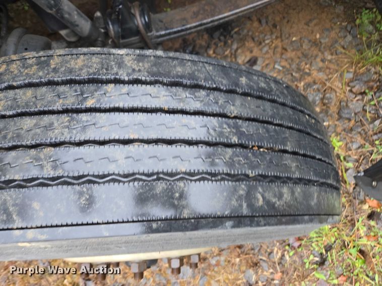 image for item DU2561 2015 Peterbilt 579 semi truck