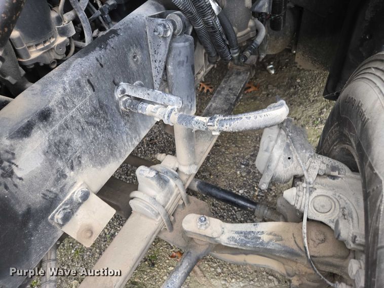 image for item DU2562 2015 Peterbilt 579 semi truck