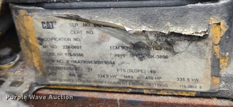 image for item DU2563 2003 Peterbilt 379 semi truck