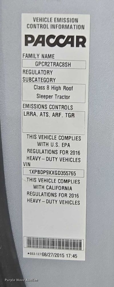 image for item DU2565 2016 Peterbilt 579 semi truck