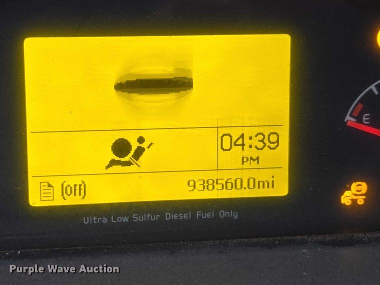 image for item DU2566 2012 Volvo VNL semi truck