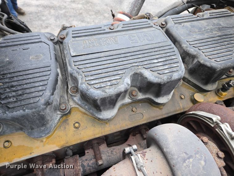 image for item DU2567 2005 Peterbilt 379 semi truck