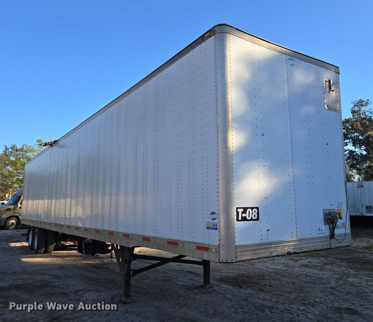 image for item DU2574 2010 Utility dry van trailer