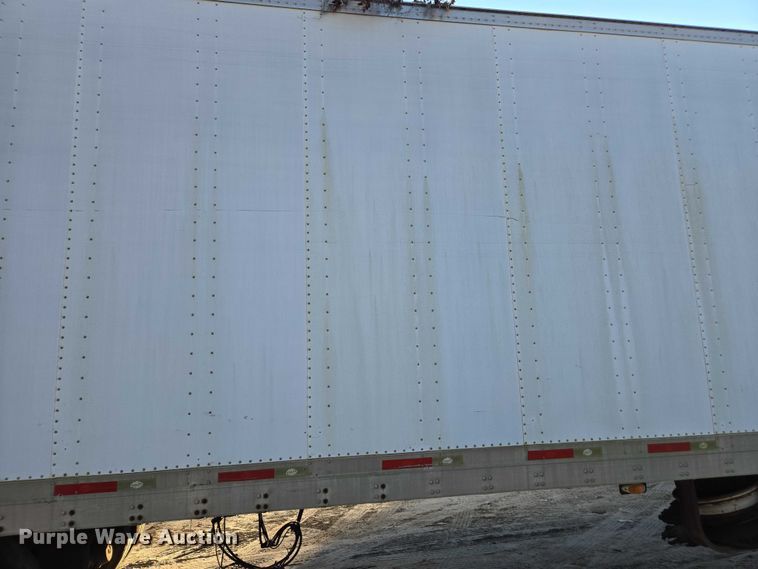 image for item DU2574 2010 Utility dry van trailer