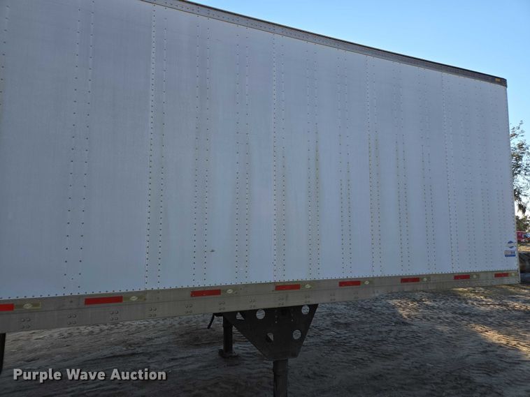 image for item DU2574 2010 Utility dry van trailer