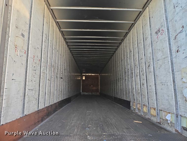 image for item DU2574 2010 Utility dry van trailer