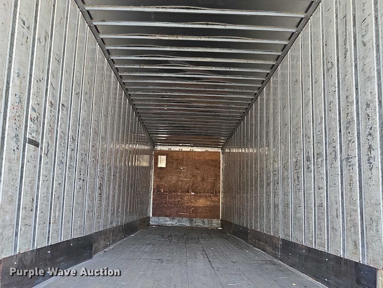 image for item DU2574 2010 Utility dry van trailer