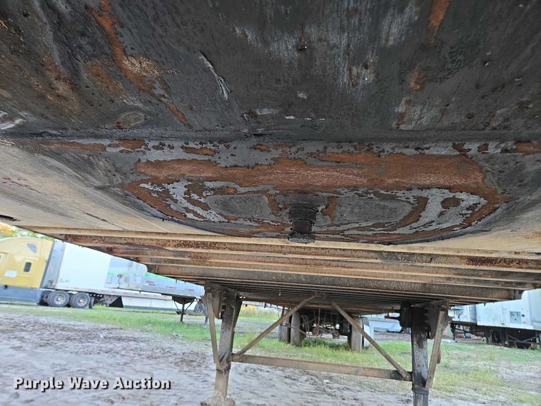 image for item DU2576 2006 Stoughton dry van trailer