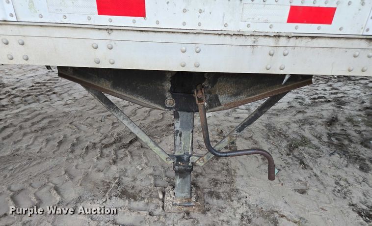 image for item DU2576 2006 Stoughton dry van trailer