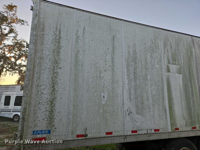 image for item DU2576 2006 Stoughton dry van trailer