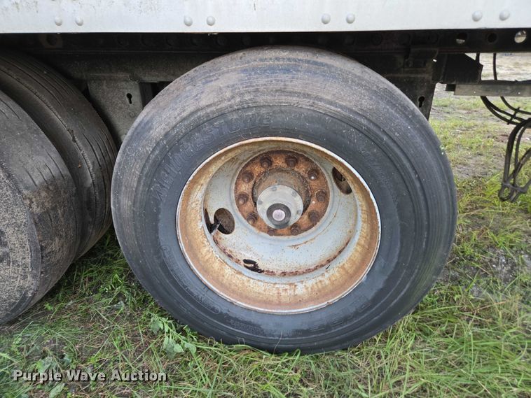 image for item DU2576 2006 Stoughton dry van trailer