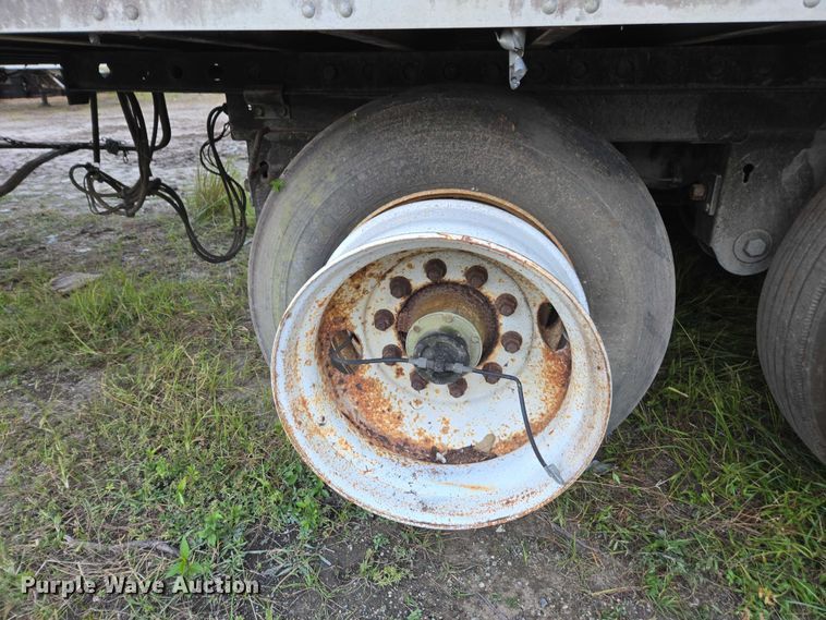 image for item DU2576 2006 Stoughton dry van trailer