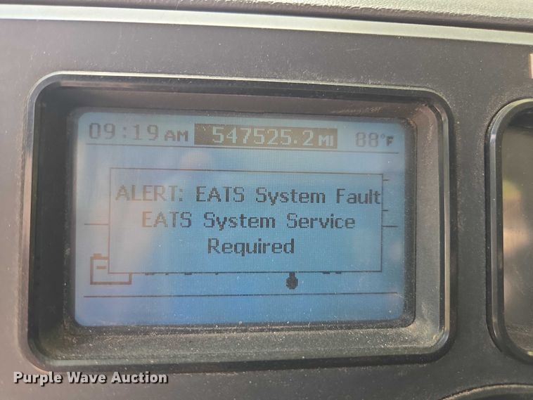 image for item DU7943 2014 Mack CXU613 semi truck