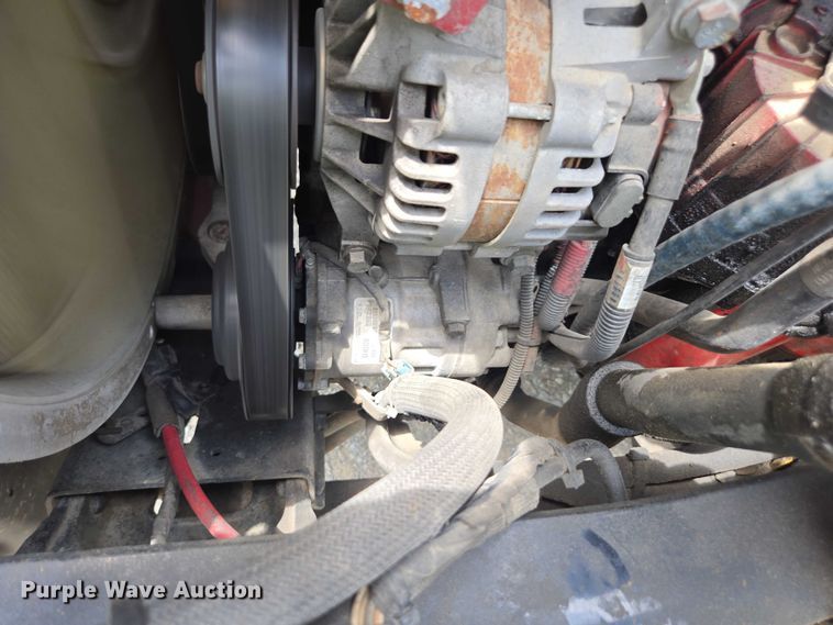 image for item DU7943 2014 Mack CXU613 semi truck