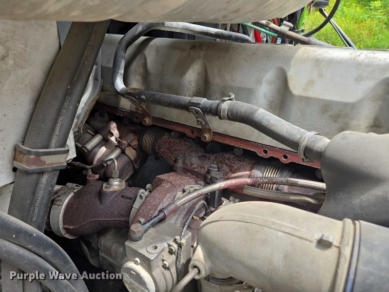 image for item DU7943 2014 Mack CXU613 semi truck