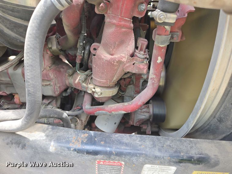 image for item DU7943 2014 Mack CXU613 semi truck