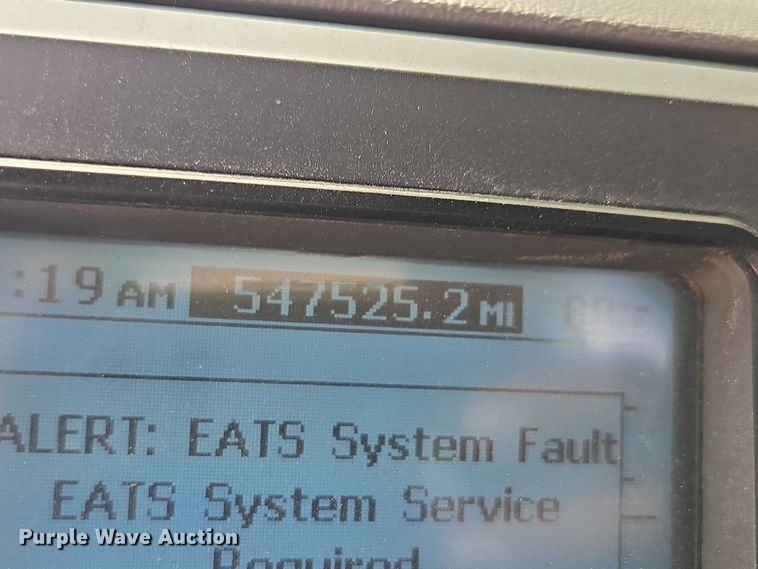 image for item DU7943 2014 Mack CXU613 semi truck