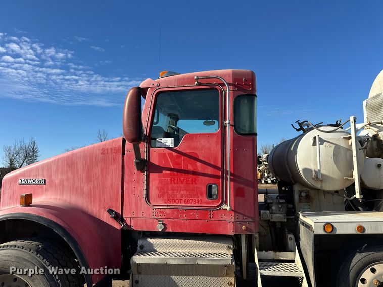 image for item DW4357 2006 Kenworth W900 ready mix truck