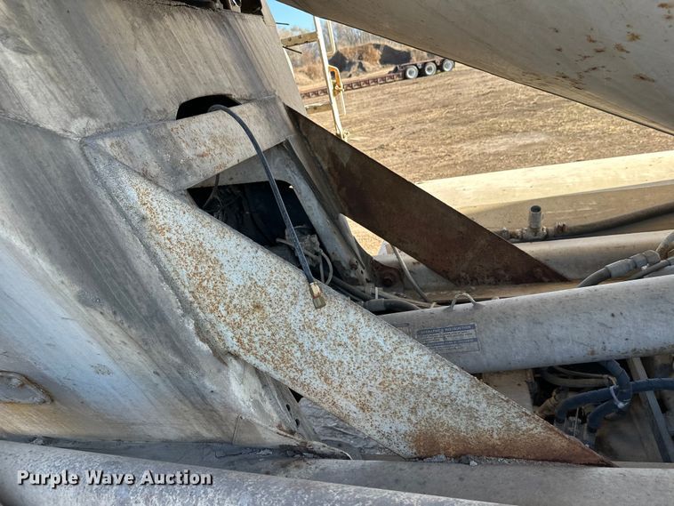 image for item DW4357 2006 Kenworth W900 ready mix truck