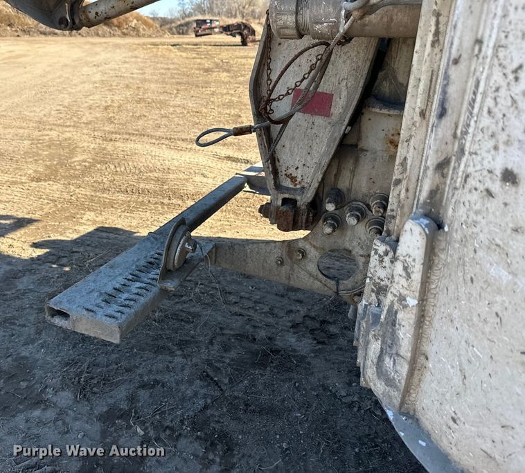 image for item DW4357 2006 Kenworth W900 ready mix truck