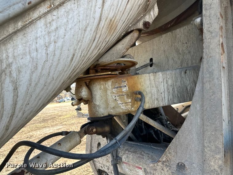 image for item DW4357 2006 Kenworth W900 ready mix truck