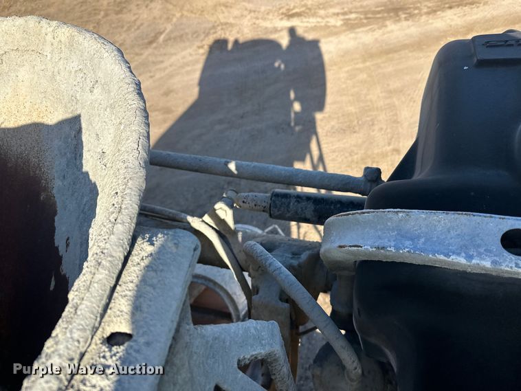 image for item DW4357 2006 Kenworth W900 ready mix truck