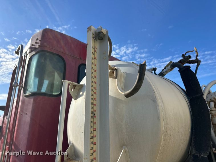 image for item DW4357 2006 Kenworth W900 ready mix truck