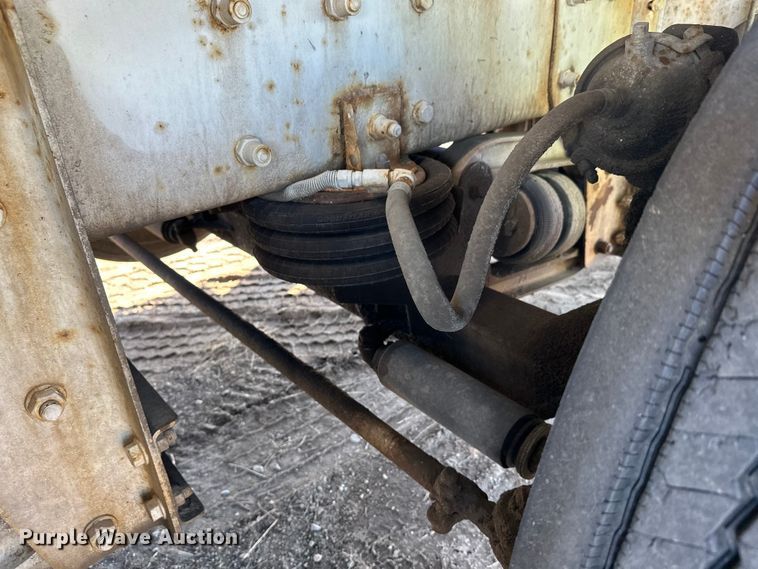 image for item DW4357 2006 Kenworth W900 ready mix truck