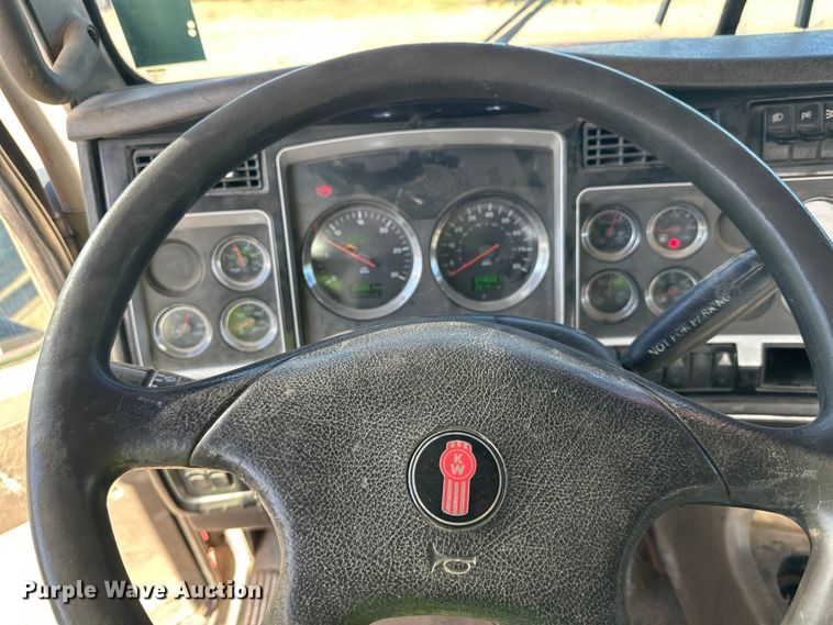 image for item DW4357 2006 Kenworth W900 ready mix truck