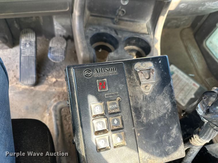 image for item DW4357 2006 Kenworth W900 ready mix truck