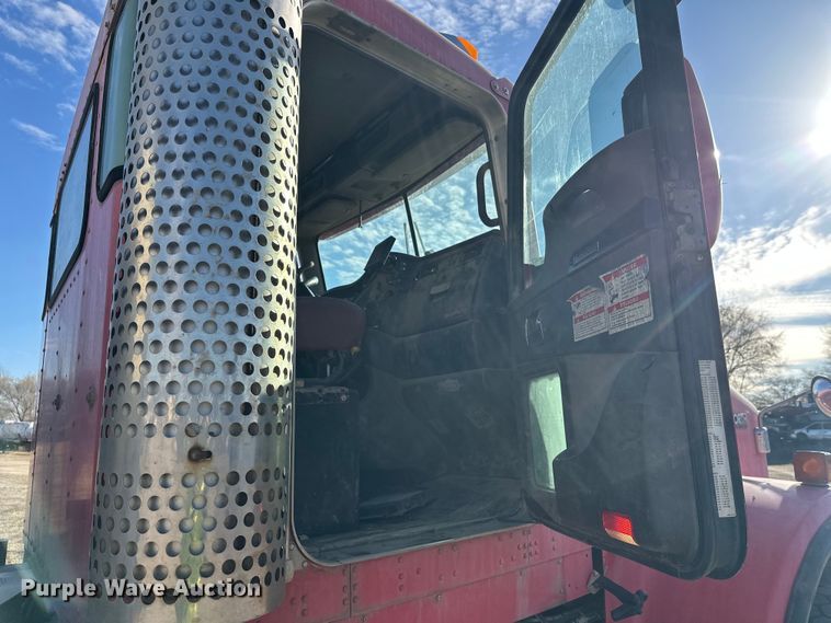 image for item DW4357 2006 Kenworth W900 ready mix truck