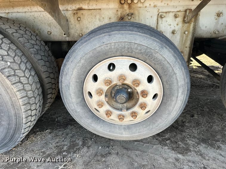 image for item DW4357 2006 Kenworth W900 ready mix truck